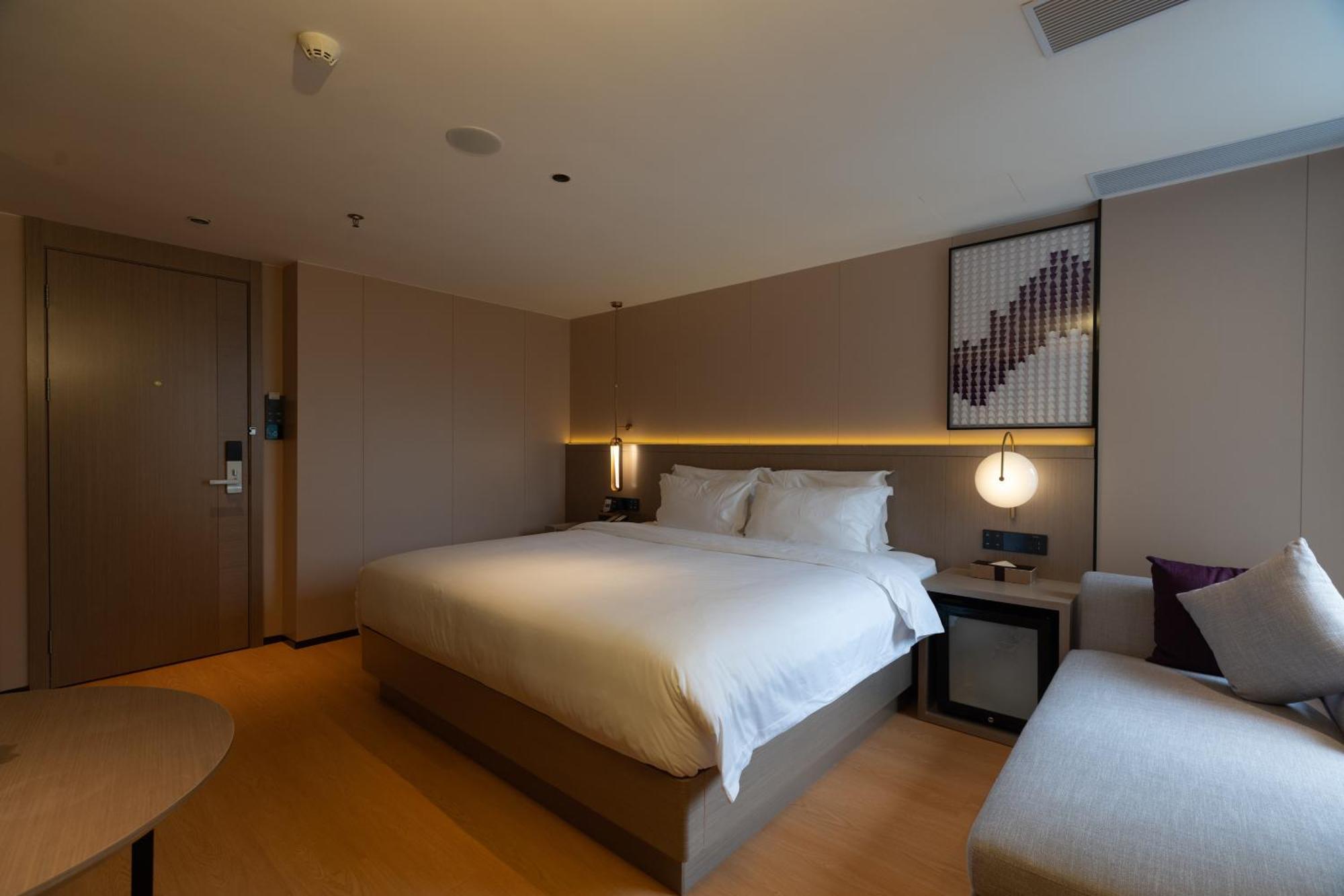 Lavande International Hotel Guangzhou Taikoo Hui Square Shipaiqiao Metro Station Branch - Free Shuttle Bus To Canton Fair Complex During Canton Fair Period & Free Vpn Internet Access Luaran gambar