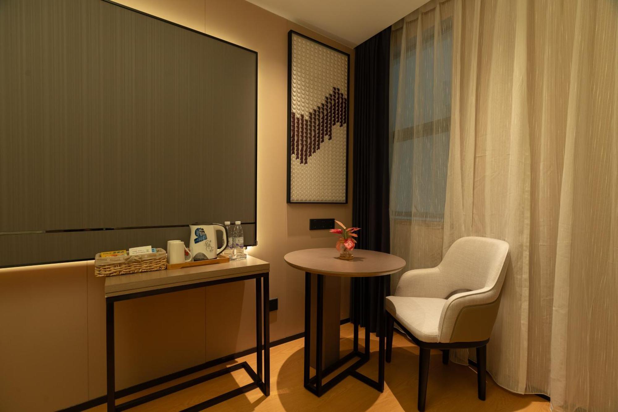 Lavande International Hotel Guangzhou Taikoo Hui Square Shipaiqiao Metro Station Branch - Free Shuttle Bus To Canton Fair Complex During Canton Fair Period & Free Vpn Internet Access Luaran gambar